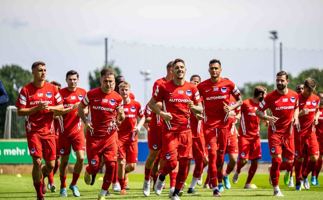 帕德博恩遭遇困境，保级形势迫在眉睫的简单介绍