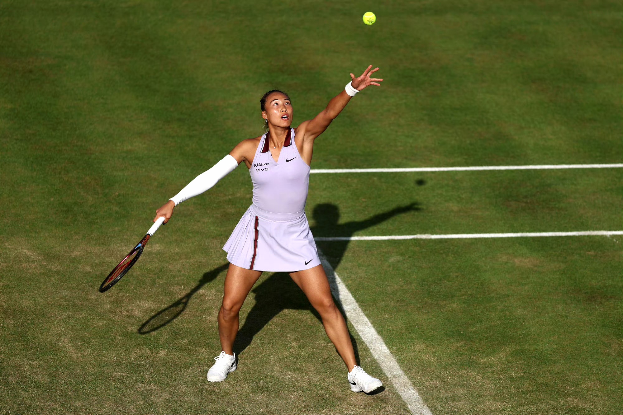 包含法国网球双打组合凌空飞跃，夺取金牌的词条