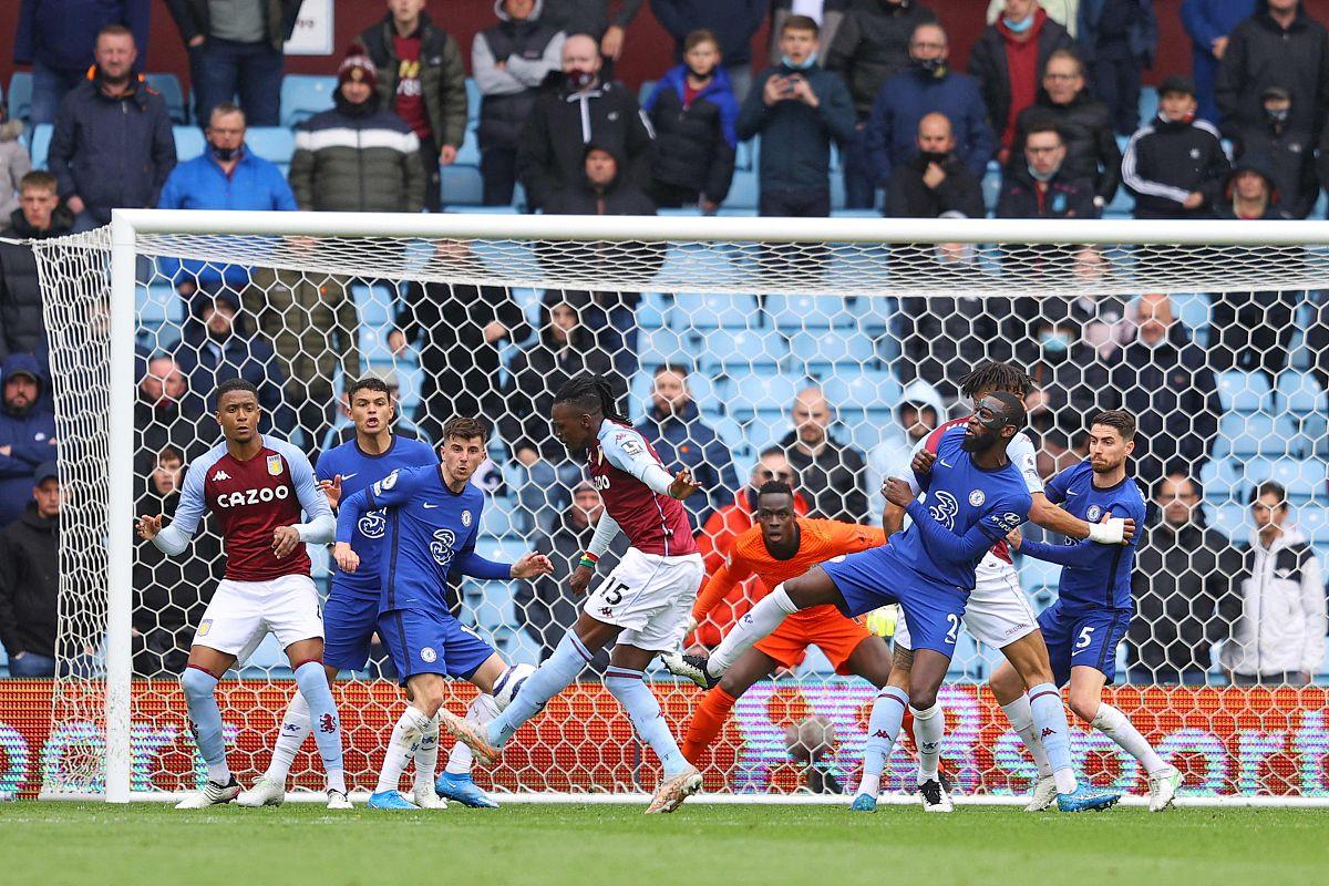 南安普顿客场逼平阿斯顿维拉，保持不败势头