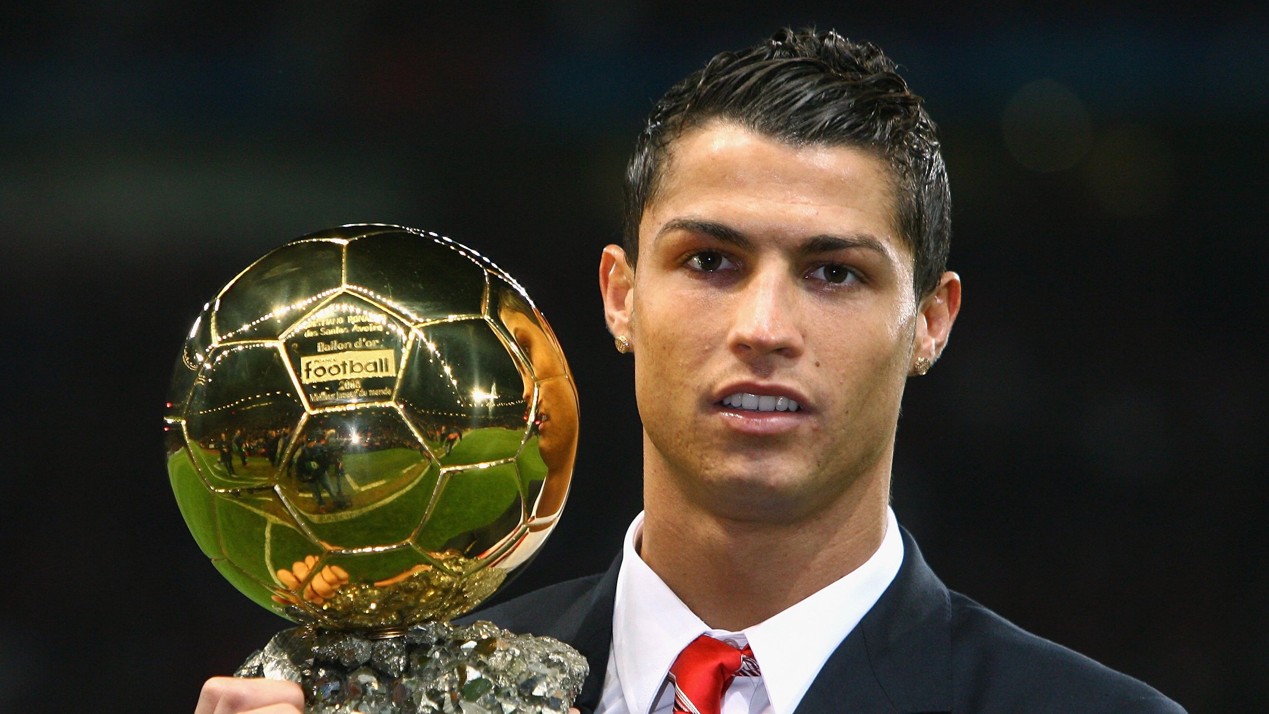 欧冠淘汰赛焦点战启示录，活塞式冲垮，灰熊式坚守