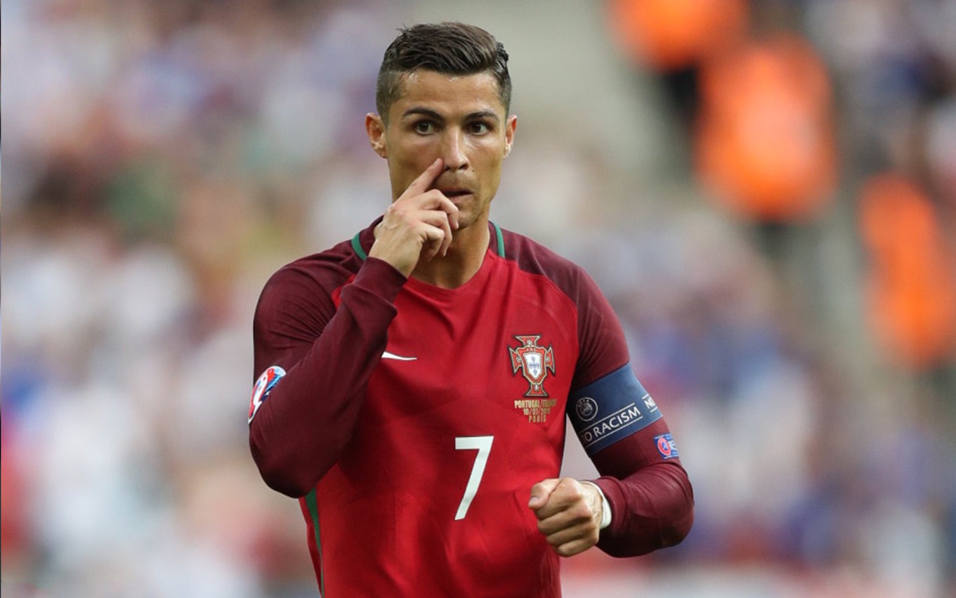 多元赛场上的胜利交响，法国足球轻取葡萄牙，许昕领衔国乒再奏凯歌